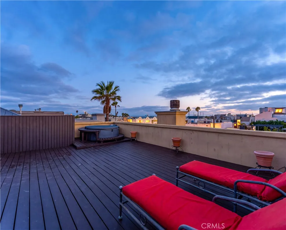 5206 Pacific Avenue Marina del Rey, CA 90292