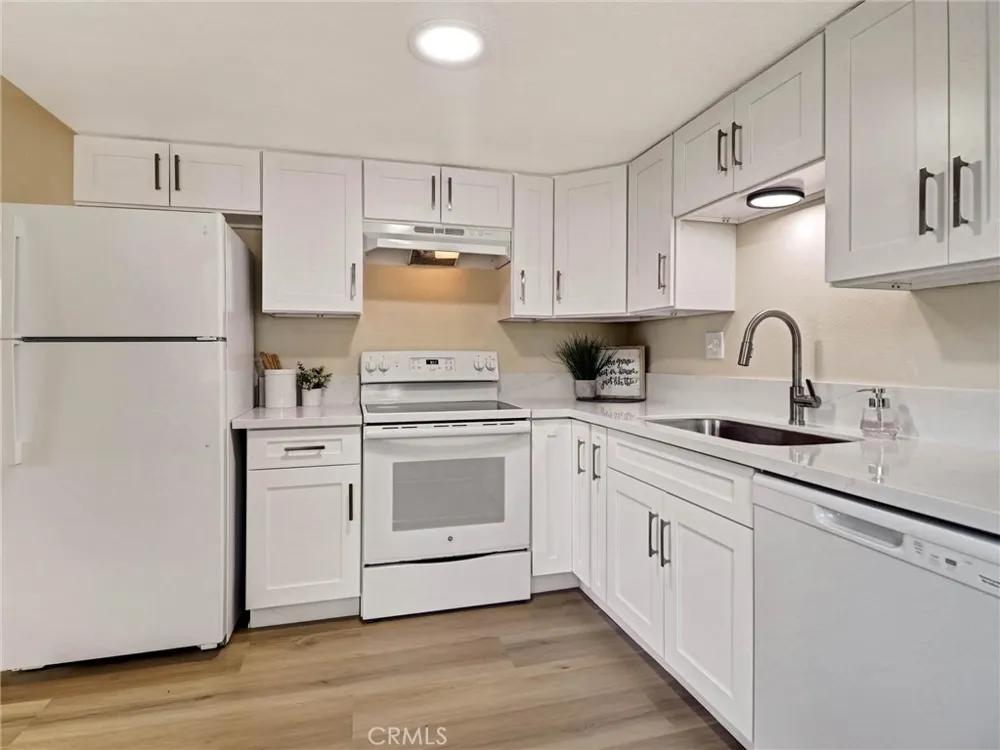 64281 Spyglass Desert Hot Springs, CA 92240