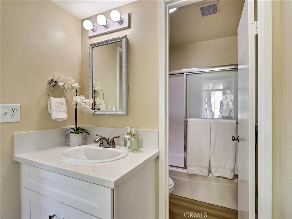 64281 Spyglass Desert Hot Springs, CA 92240