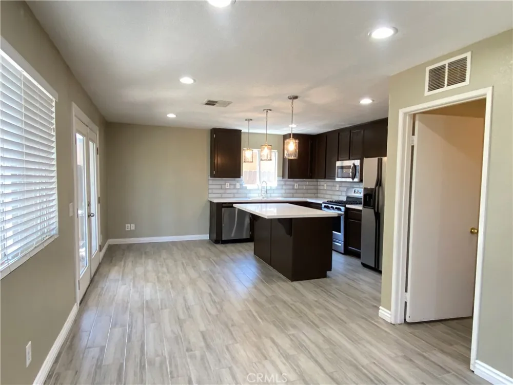 1110 Birch Lane San Jacinto, CA 92582