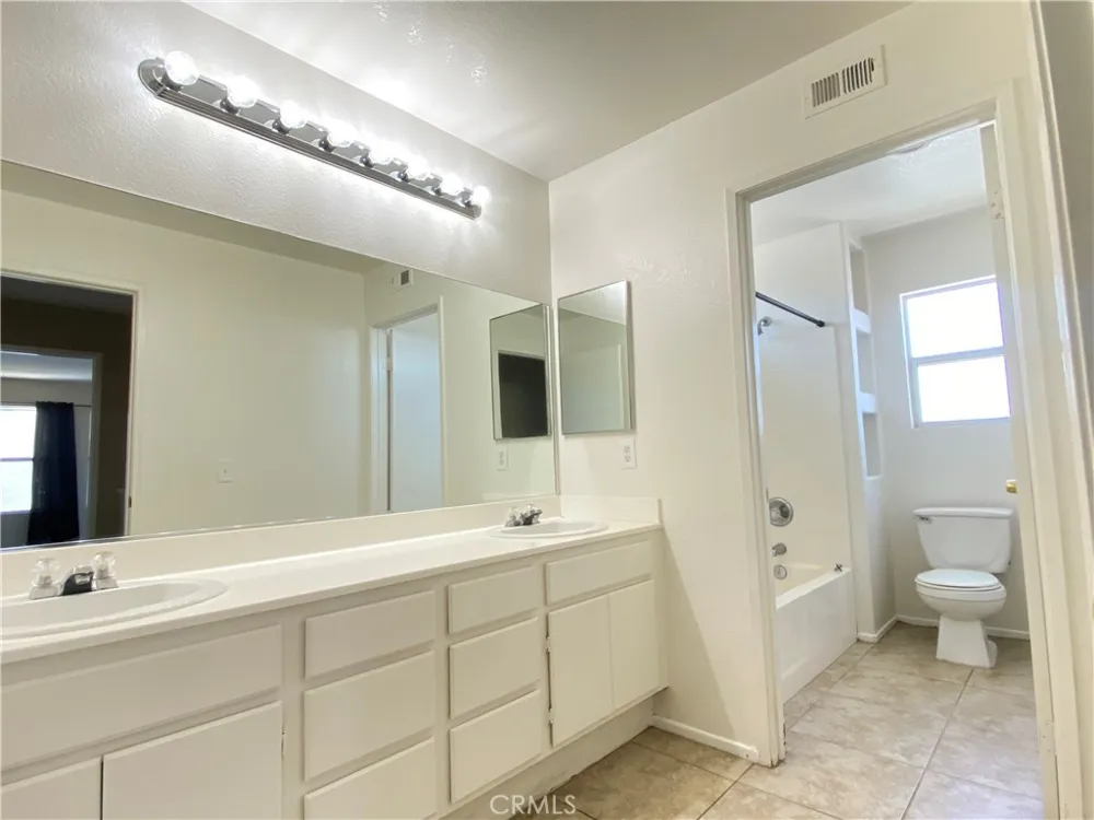 1110 Birch Lane San Jacinto, CA 92582