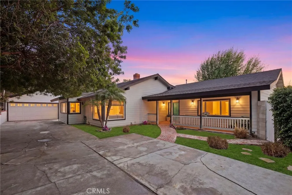 19242 Barrett Lane North Tustin, CA 92705