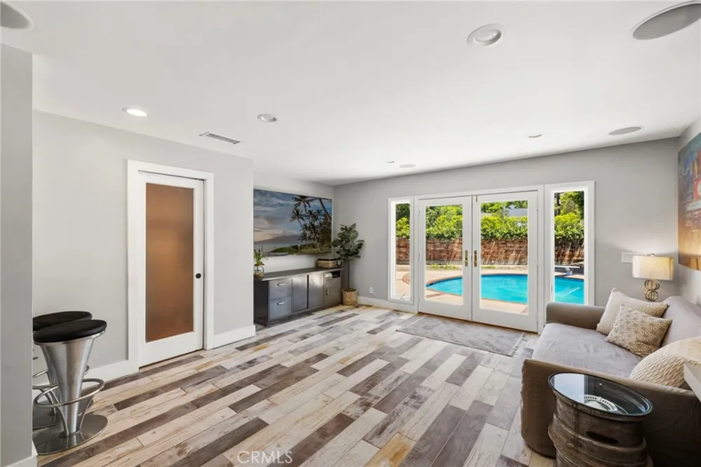 19242 Barrett Lane North Tustin, CA 92705