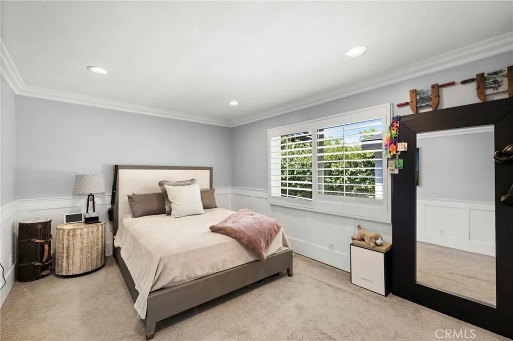 19242 Barrett Lane North Tustin, CA 92705