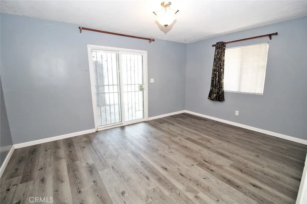 414 E 98th Street #B Inglewood, CA 90301