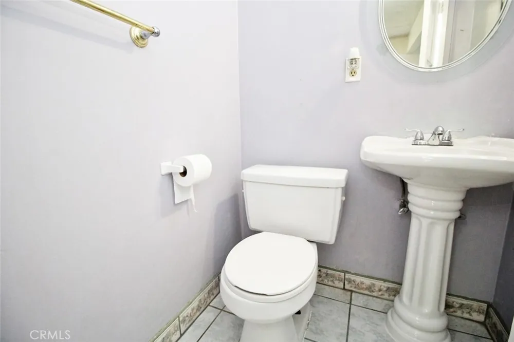414 E 98th Street #B Inglewood, CA 90301