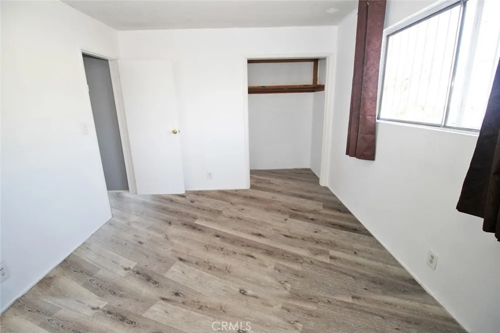 414 E 98th Street #B Inglewood, CA 90301
