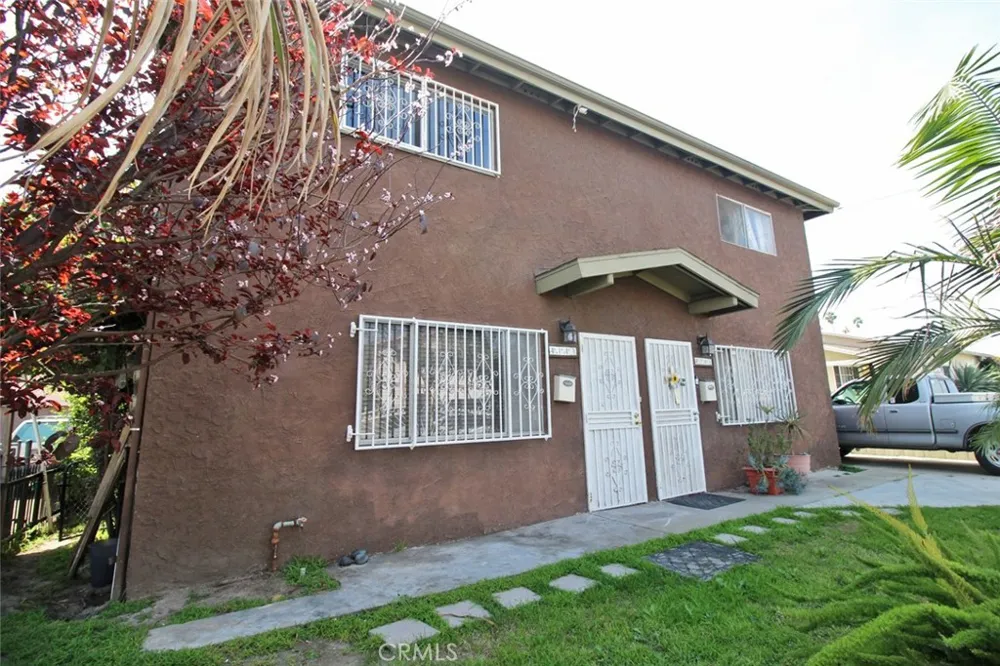 414 E 98th Street #B Inglewood, CA 90301