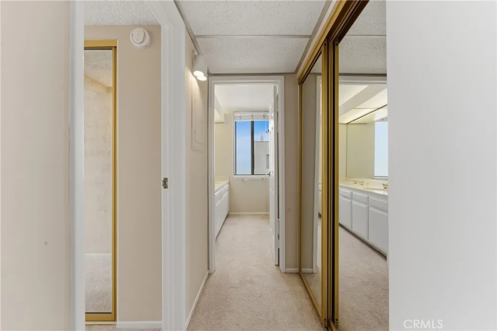1140 E Ocean Long Beach, CA 90802