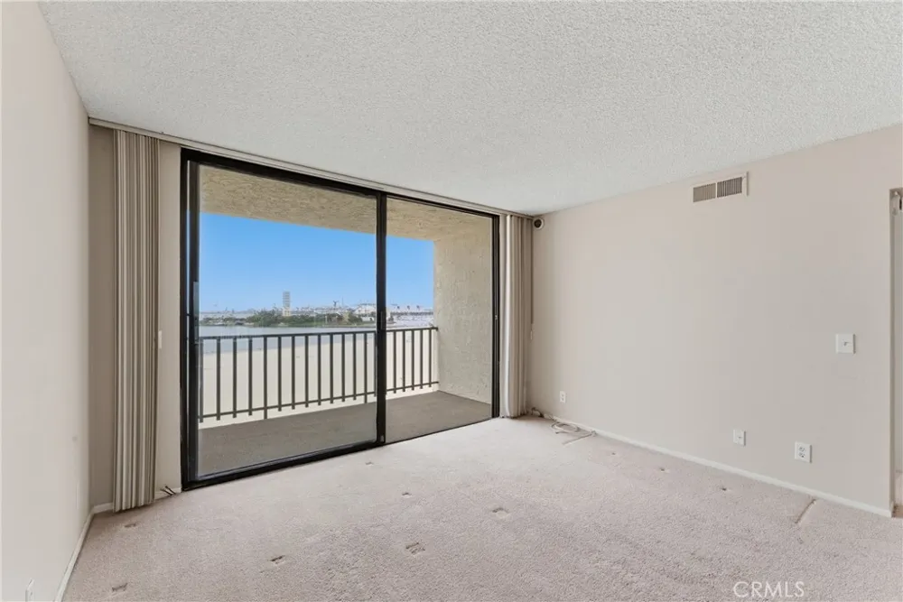 1140 E Ocean Long Beach, CA 90802