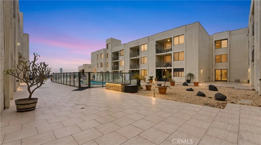 1140 E Ocean Long Beach, CA 90802