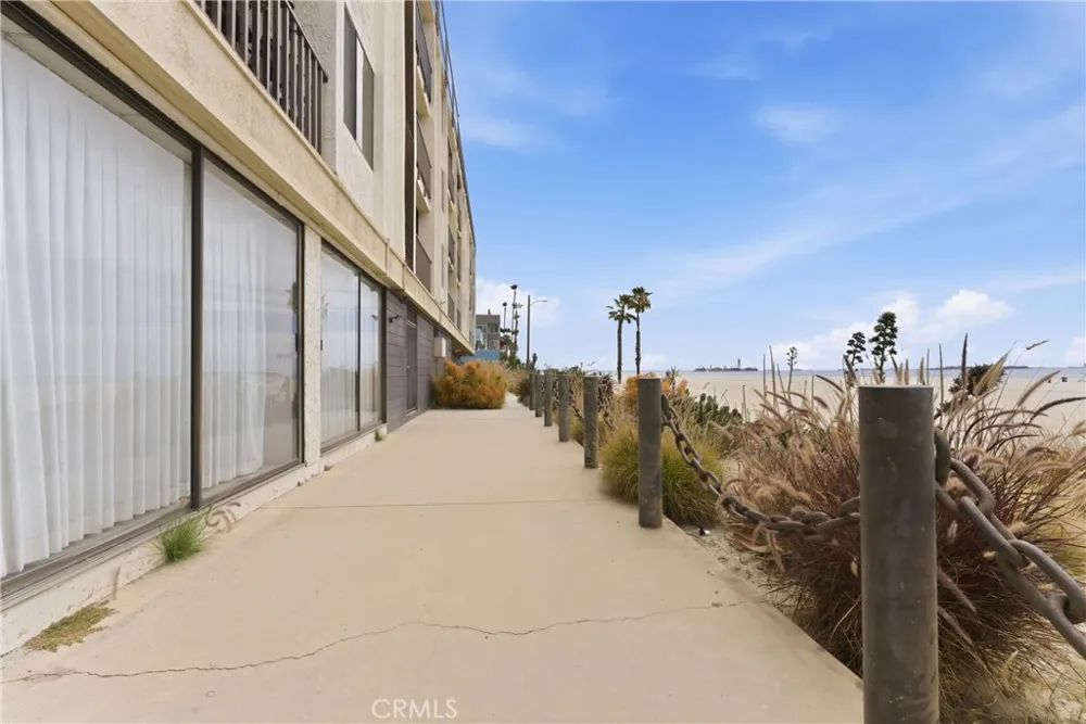 1140 E Ocean Long Beach, CA 90802