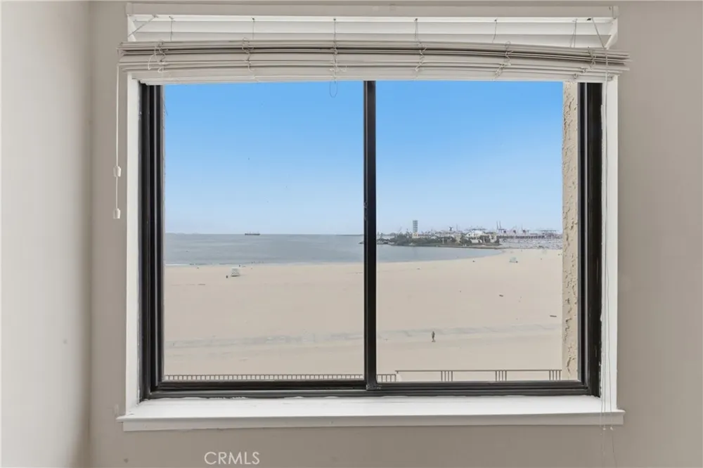 1140 E Ocean Long Beach, CA 90802