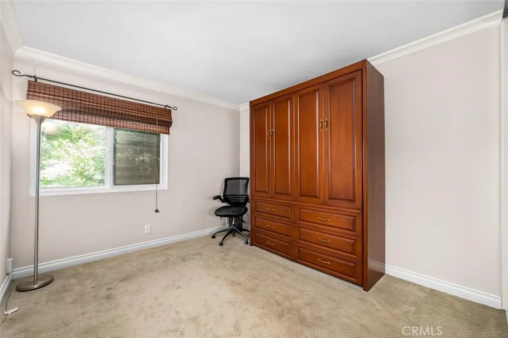 9 Badger Pass Irvine, CA 92604