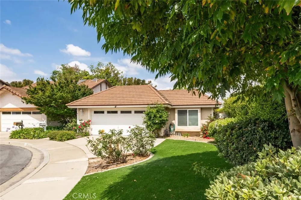 9 Badger Pass Irvine, CA 92604