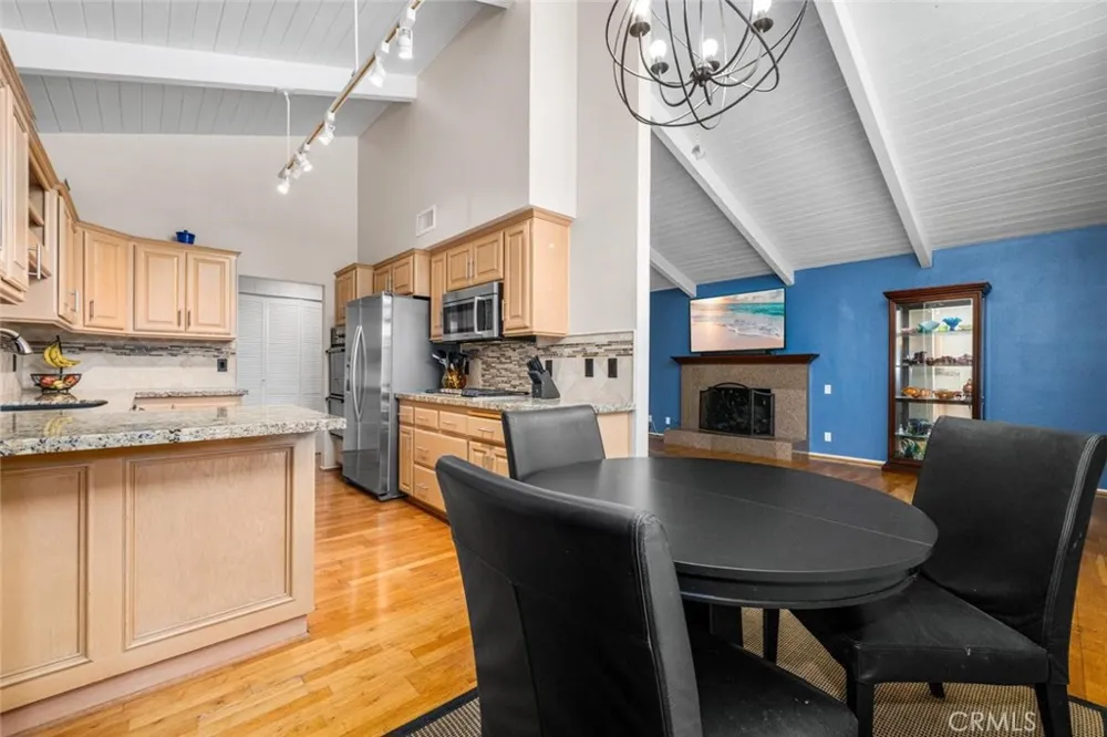 9 Badger Pass Irvine, CA 92604