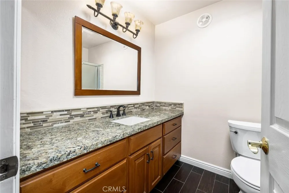 9 Badger Pass Irvine, CA 92604