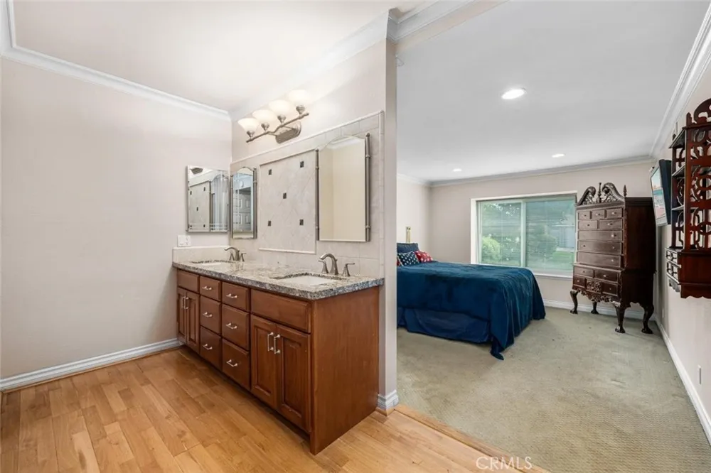 9 Badger Pass Irvine, CA 92604