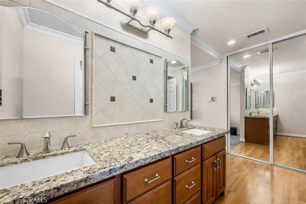 9 Badger Pass Irvine, CA 92604
