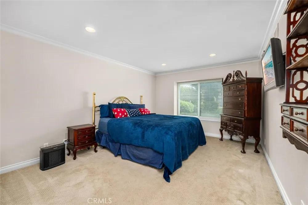 9 Badger Pass Irvine, CA 92604