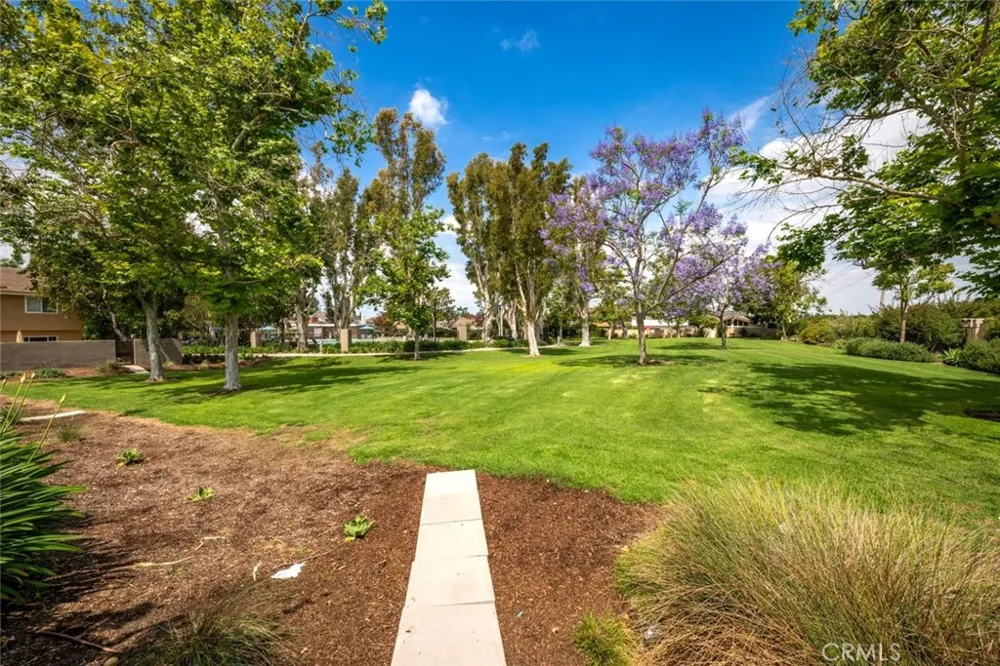 9 Badger Pass Irvine, CA 92604