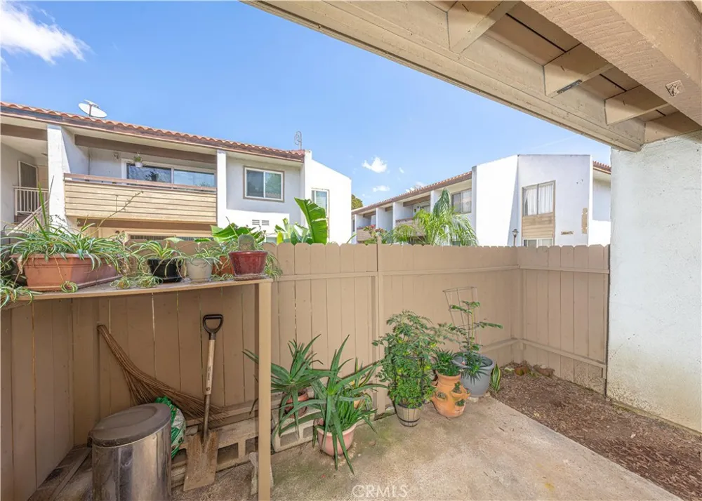 2511 W Sunflower #L3 Santa Ana, CA 92704