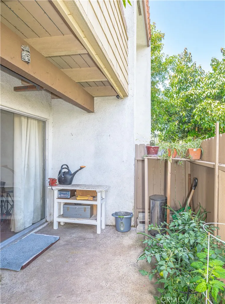 2511 W Sunflower #L3 Santa Ana, CA 92704