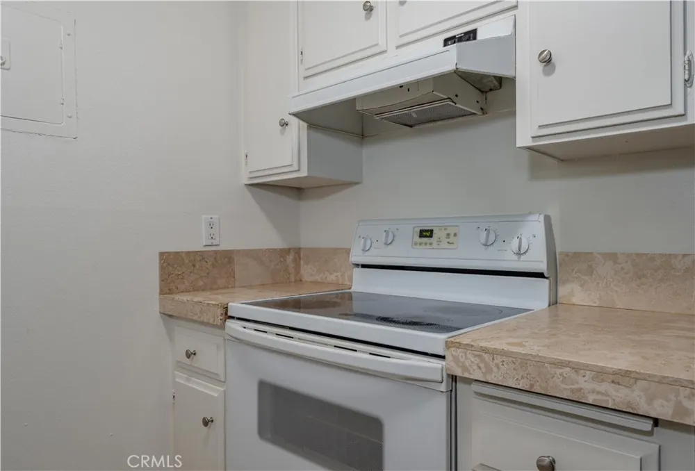 2511 W Sunflower #L3 Santa Ana, CA 92704
