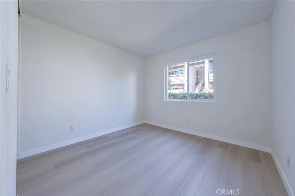 2511 W Sunflower #L3 Santa Ana, CA 92704