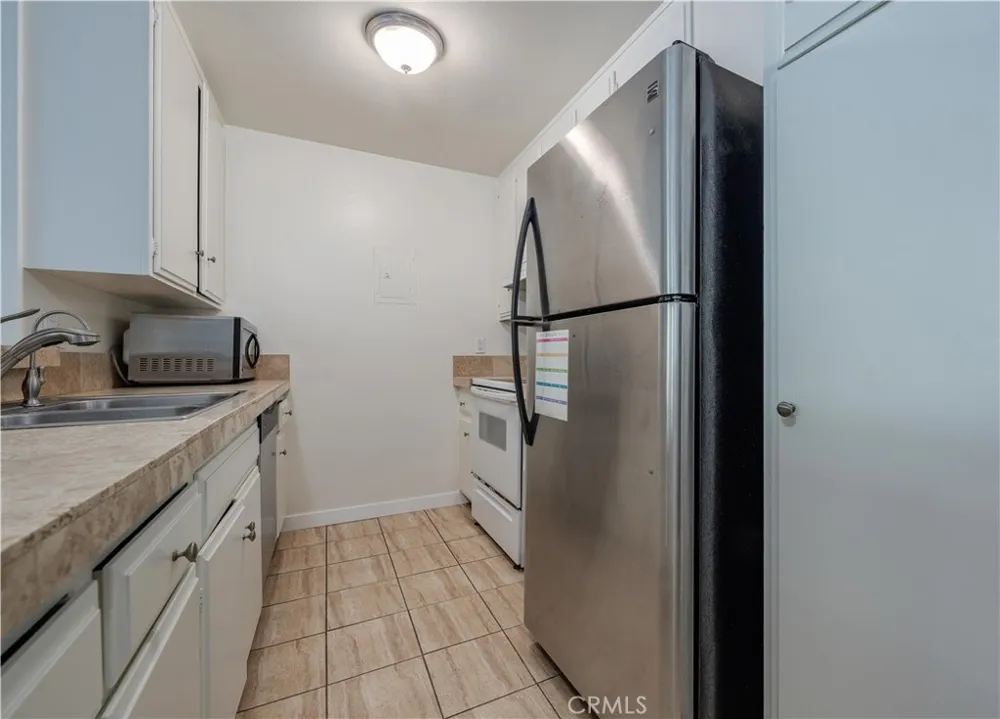 2511 W Sunflower #L3 Santa Ana, CA 92704