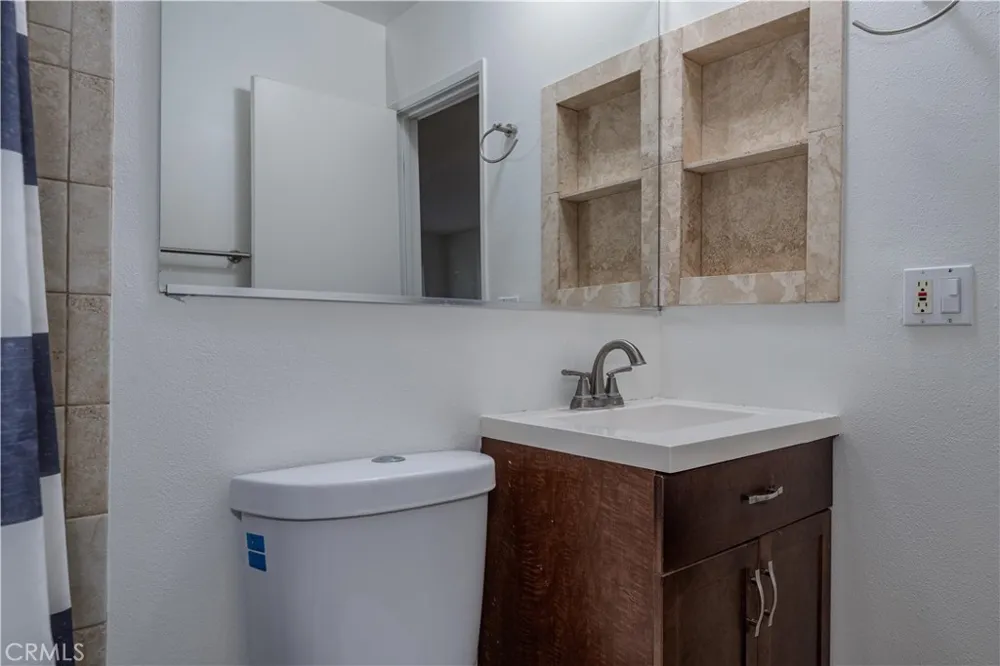 2511 W Sunflower #L3 Santa Ana, CA 92704