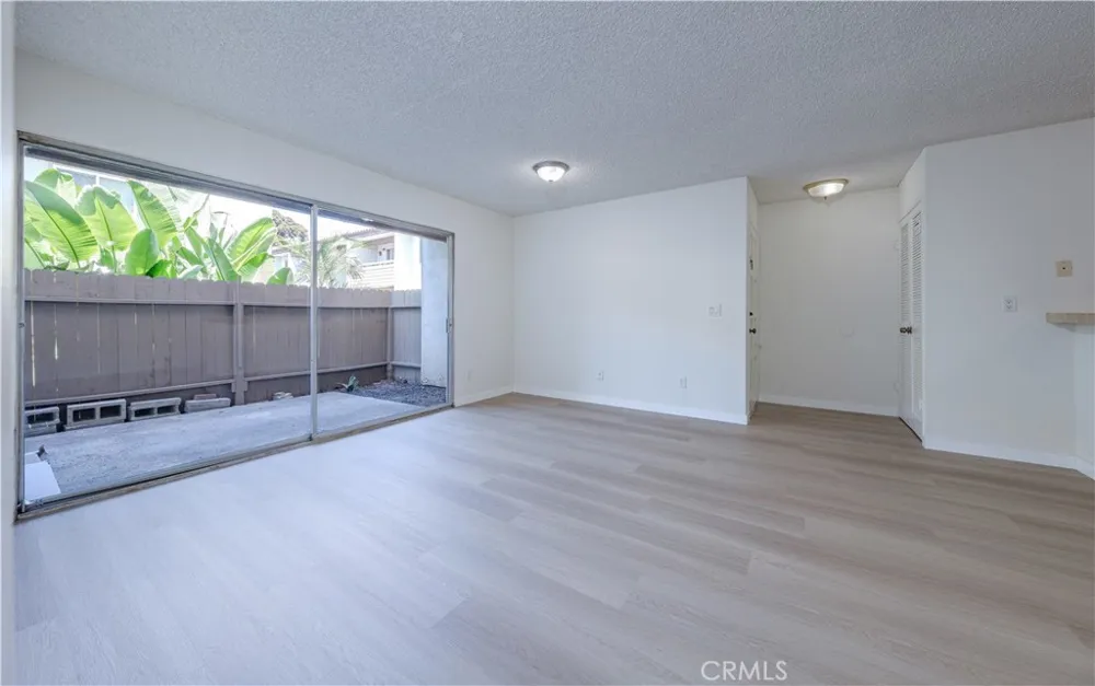 2511 W Sunflower #L3 Santa Ana, CA 92704
