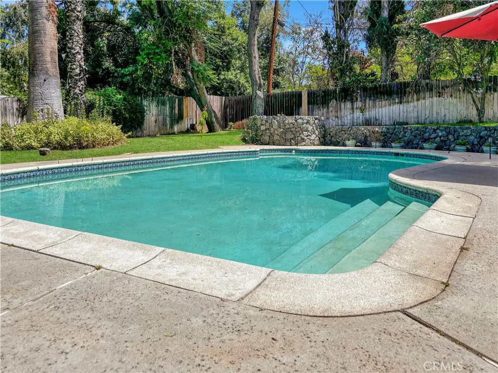 19 Sherril Redlands, CA 92373