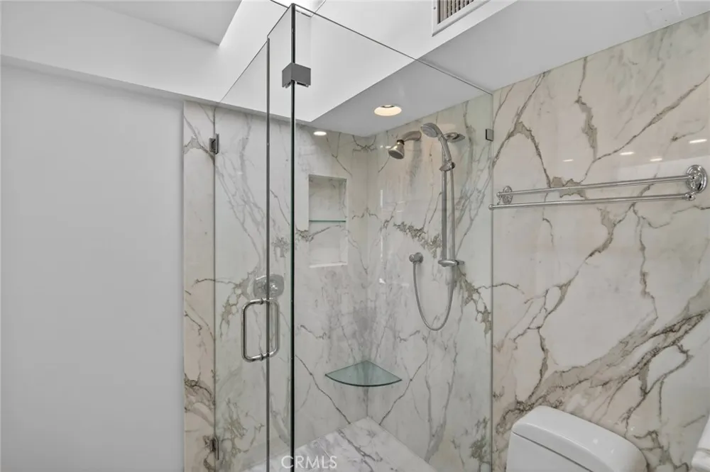 267 Avenida Lobeiro #E San Clemente, CA 92672