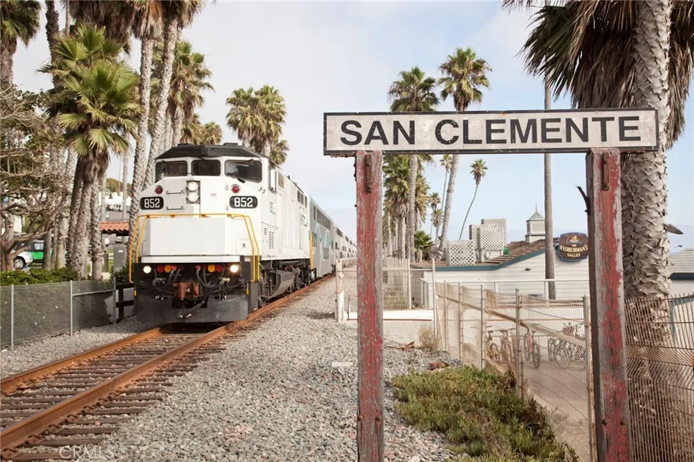 267 Avenida Lobeiro #E San Clemente, CA 92672
