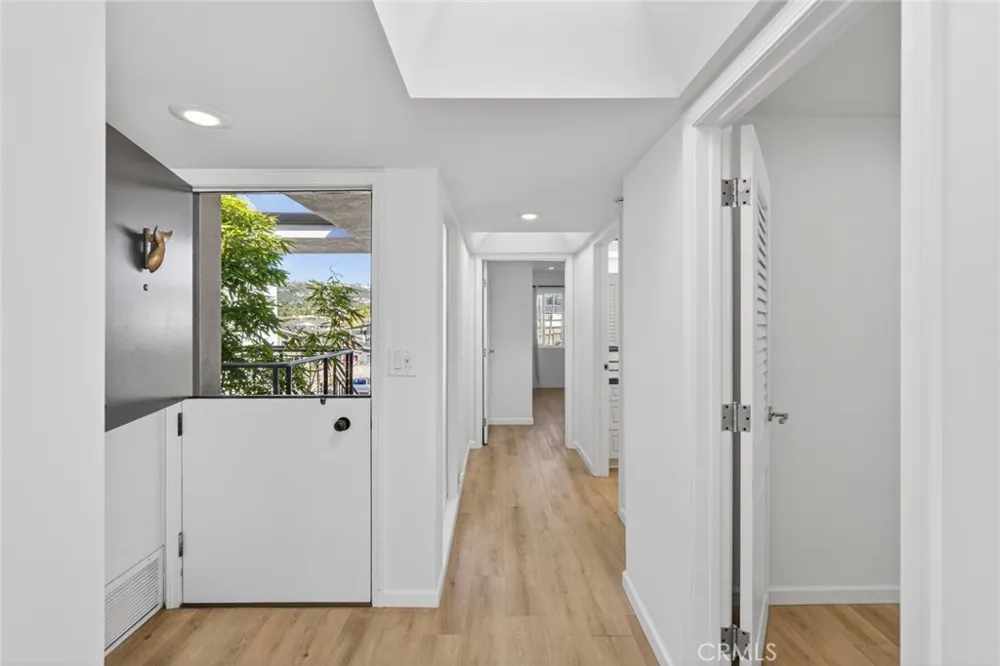267 Avenida Lobeiro #E San Clemente, CA 92672