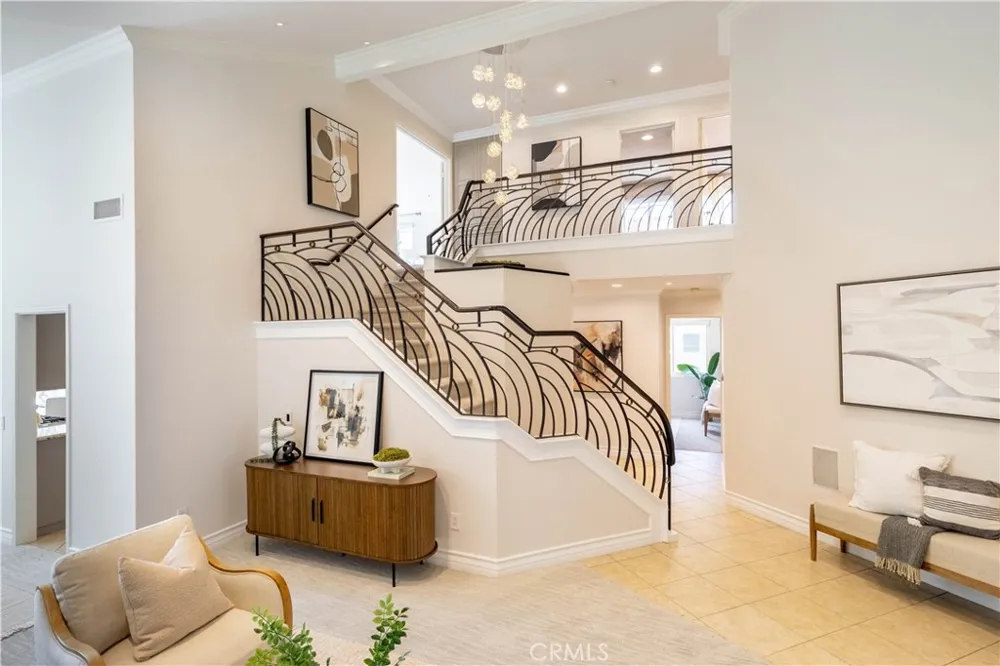5710 Via Del Potrero Yorba Linda, CA 92887