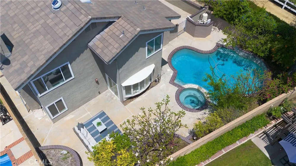5710 Via Del Potrero Yorba Linda, CA 92887