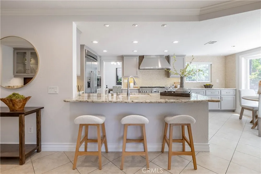 5710 Via Del Potrero Yorba Linda, CA 92887