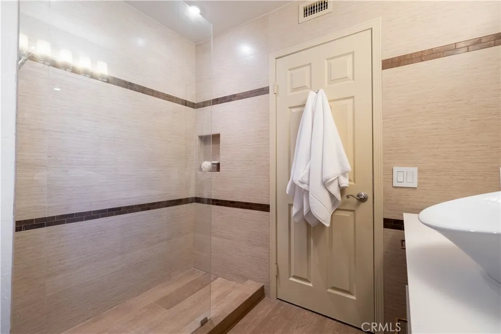 5710 Via Del Potrero Yorba Linda, CA 92887
