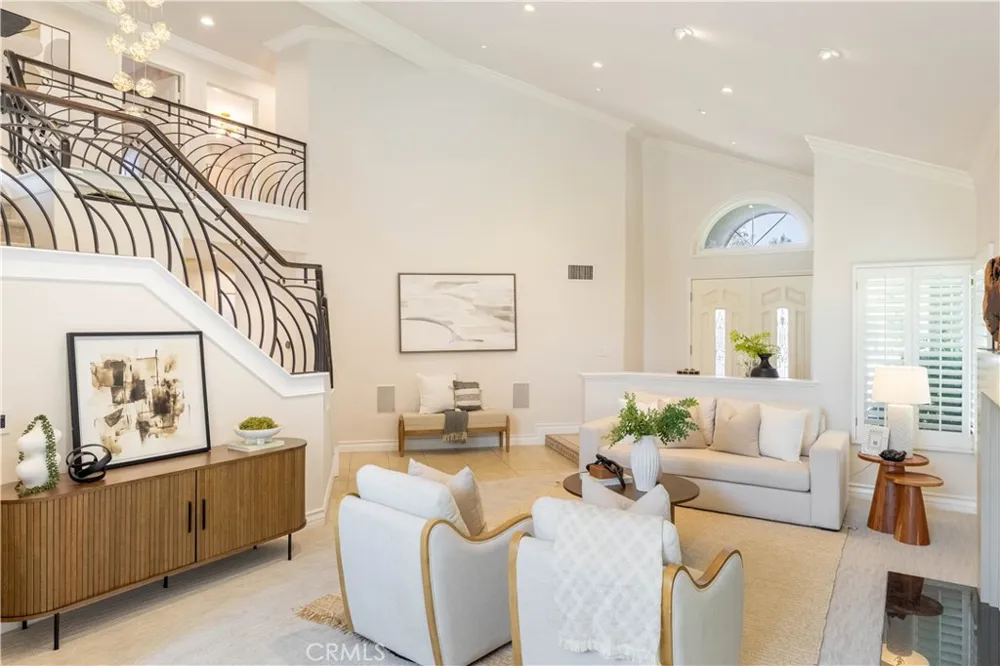 5710 Via Del Potrero Yorba Linda, CA 92887