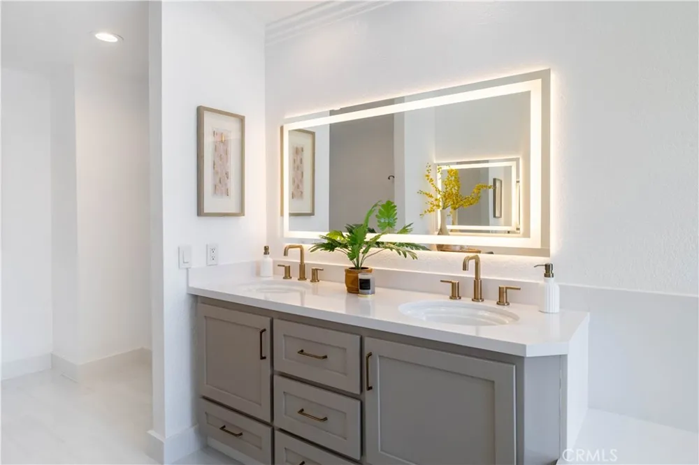 5710 Via Del Potrero Yorba Linda, CA 92887