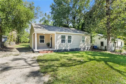 156 Kensington Circle