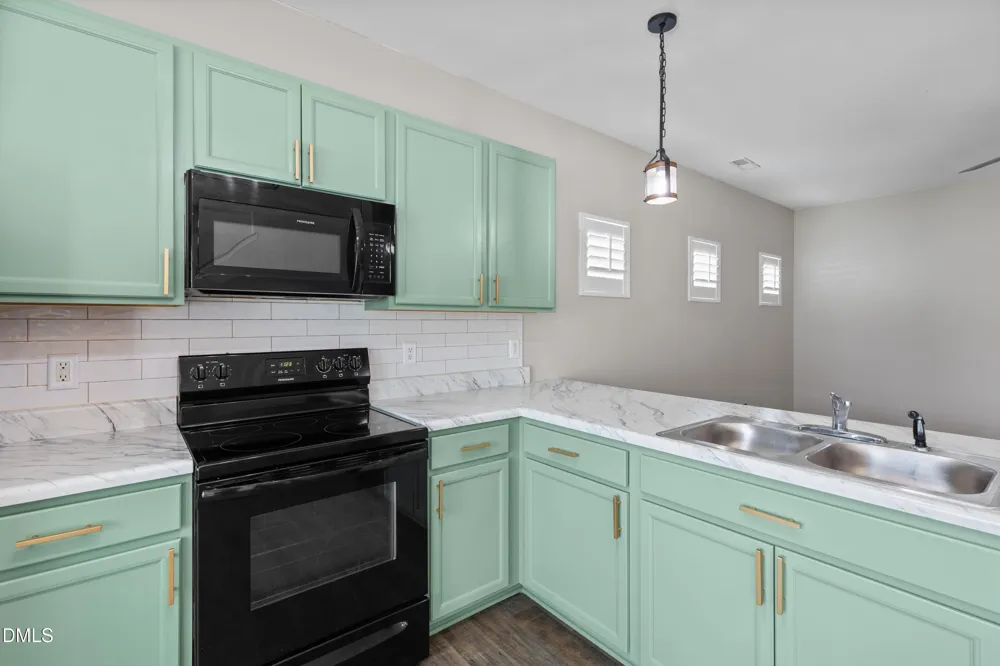 111 Flying Point Lane Clayton, NC 27520