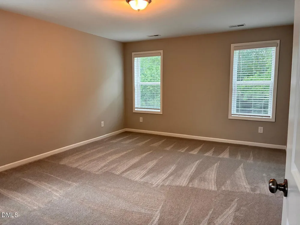 112 W Copenhaver Drive Clayton, NC 27527