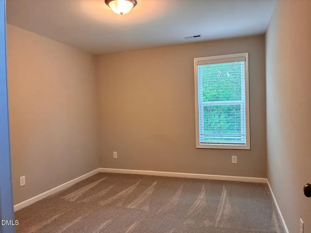 112 W Copenhaver Drive Clayton, NC 27527