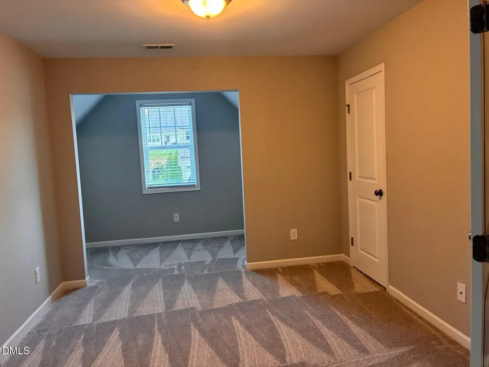 112 W Copenhaver Drive Clayton, NC 27527