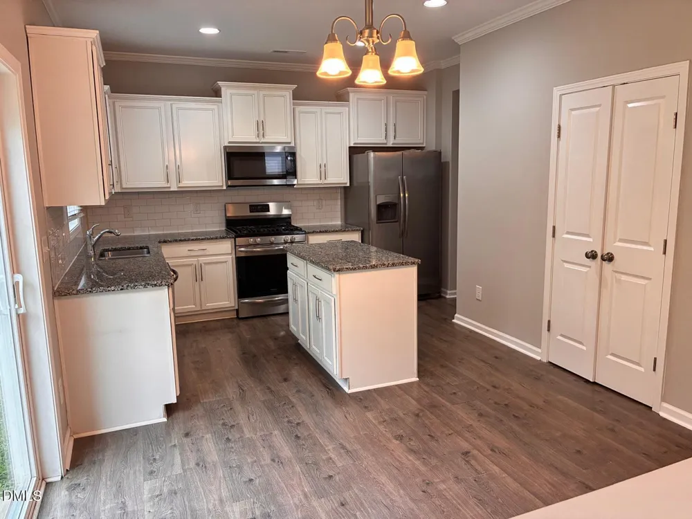 112 W Copenhaver Drive Clayton, NC 27527