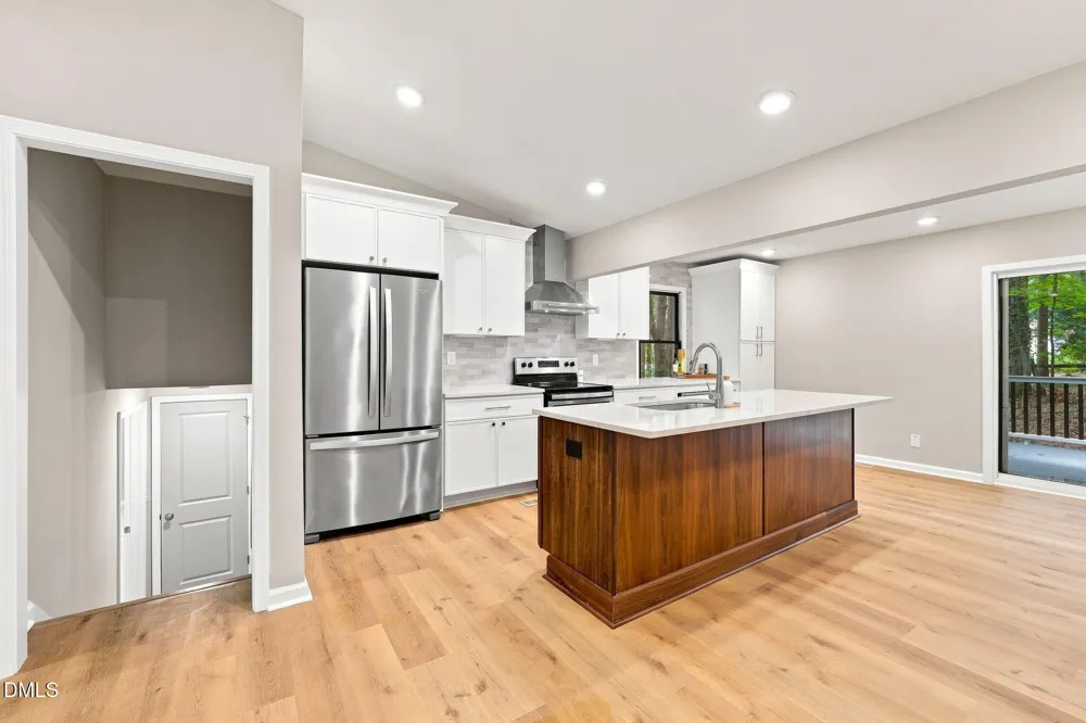1006 Suterland Road Cary, NC 27511