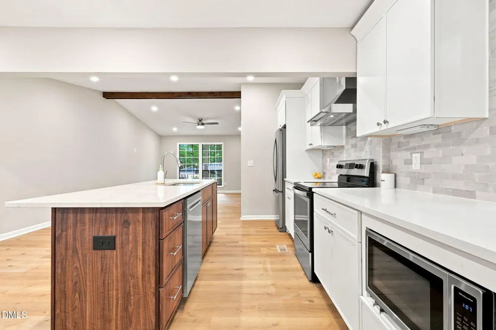 1006 Suterland Road Cary, NC 27511